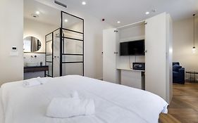 Budapest Eye- Boutique Suites, By Bqa